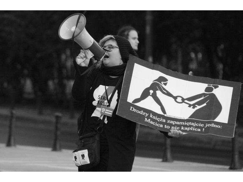 021 delivering symbolic objects