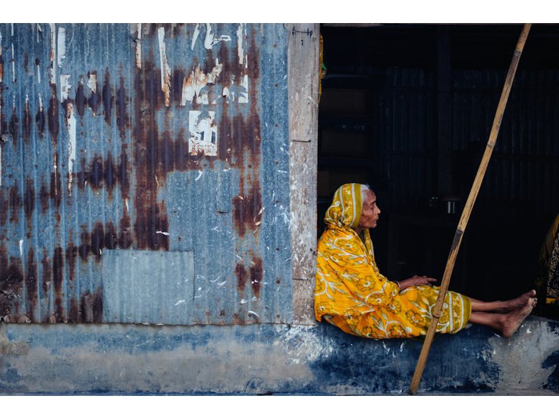 054 turning ones back banner