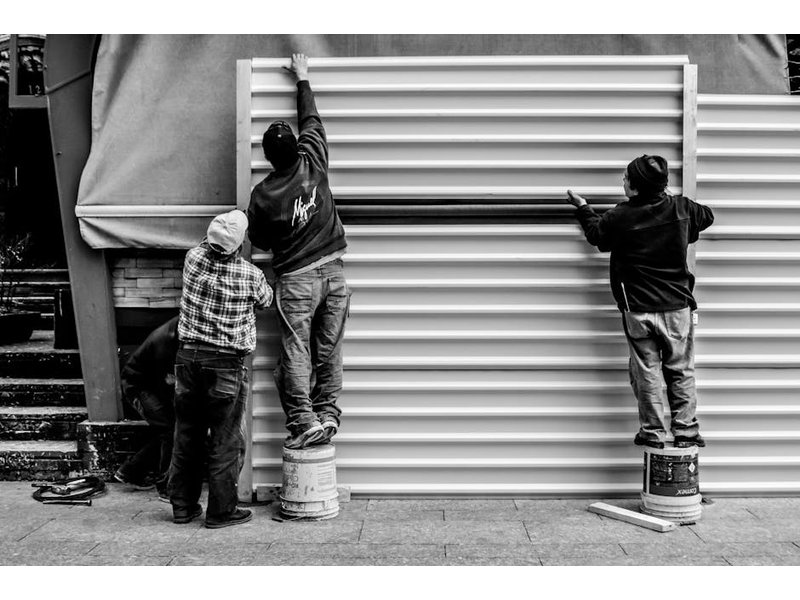 067 flight of workers