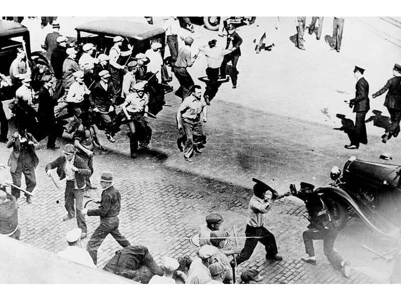 008 banners posters and displayed communications