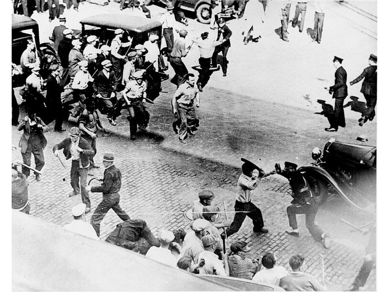 009 leaflets pamphlets and books